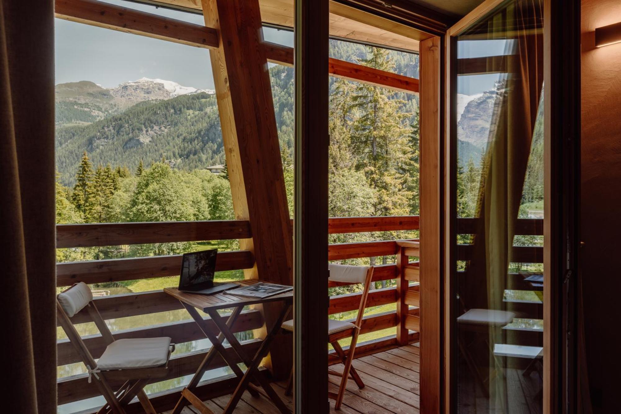 Au Charmant Petit Lac - Ecohotel Parc & Spa Champoluc Εξωτερικό φωτογραφία